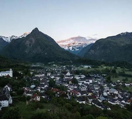 Διαμέρισμα Aly